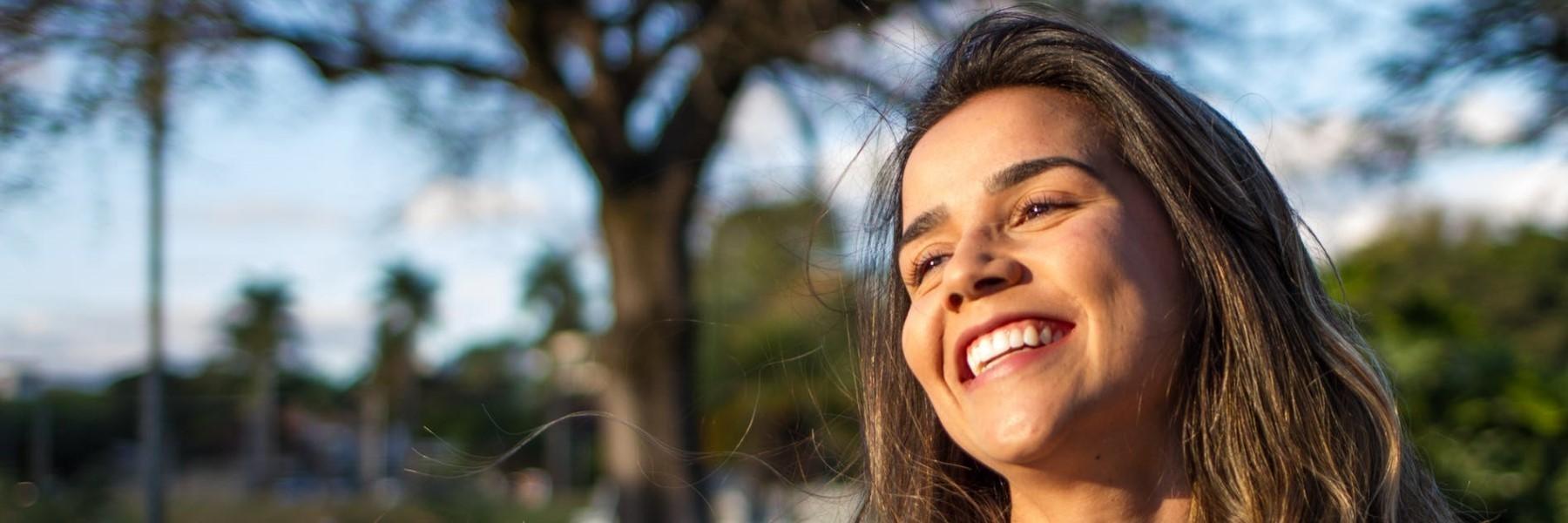 Teeth straightening with invisalign